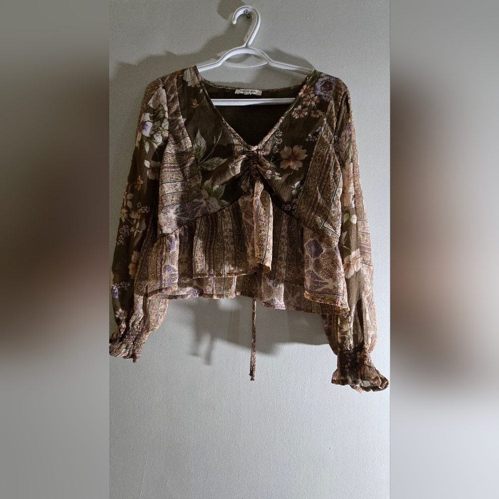 American Eagle Outfitters Floral Tie-Front Blouse